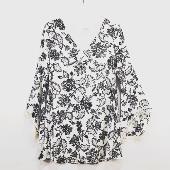 Astr Dresses & Skirts - ASTR‎ Shift Dress - XS
